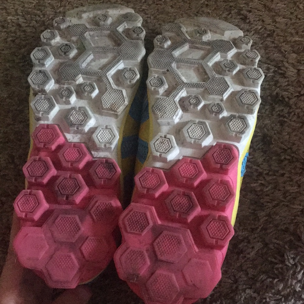 Running shoes - Picture 3 of 3